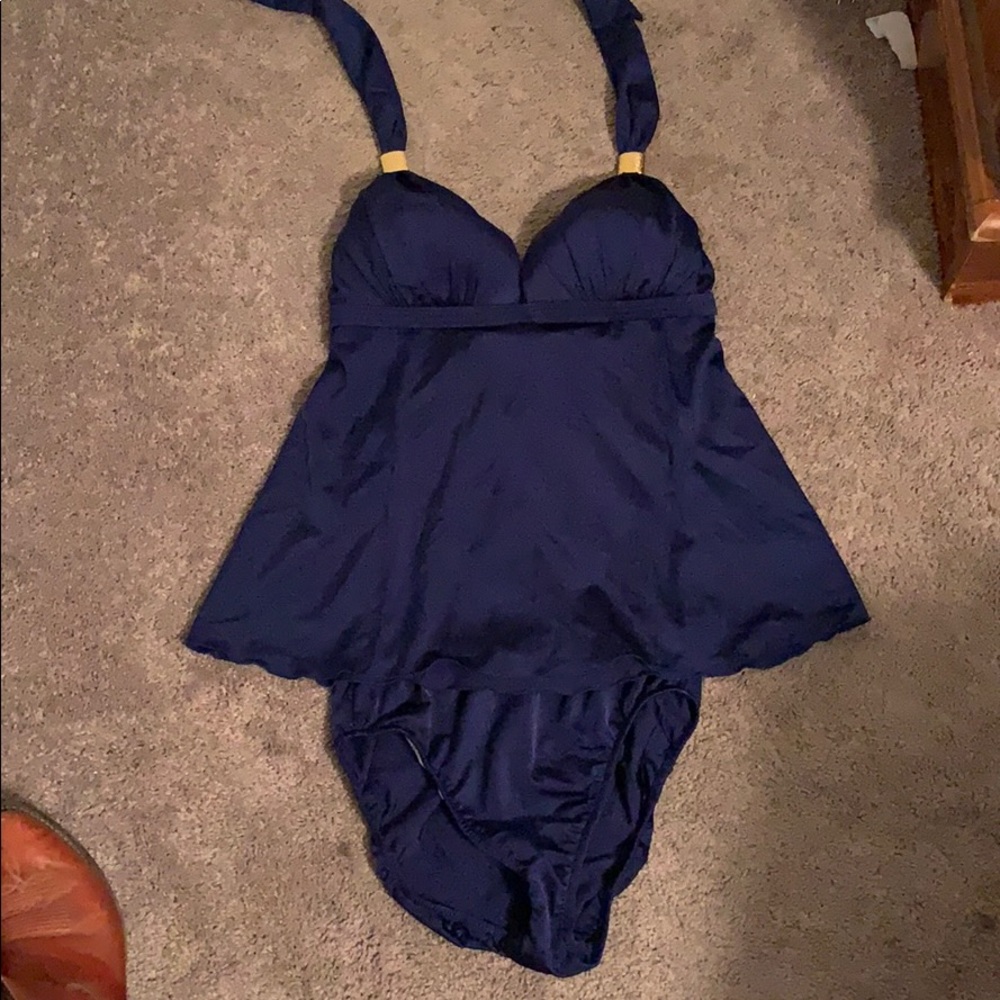 Venus swimsuit tankini